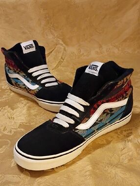 VANS High Top  in Black with Multicolor Aztec Pattern Men's 10.5 Woman's 12.0